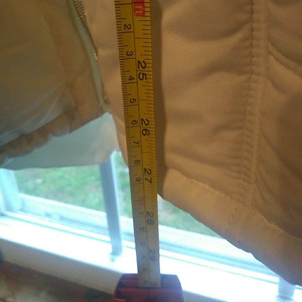 White winter jacket - Picture 6 of 6